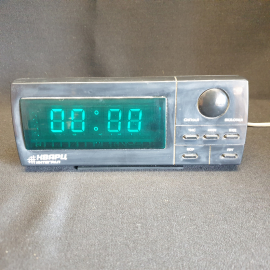 Часы электронные "Кварц Интеграл" с будильником, работают
